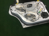 左后门 SUBARU LANCASTER OEM 60400AE430 BH9 2001 Silver 1U2