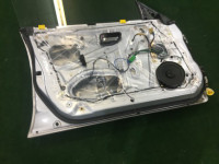 左前门 SUBARU LANCASTER OEM 60009AE050 60009AE070 BH9 2001 Silver 1U2