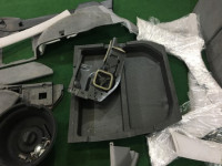 Boot trim SUBARU LANCASTER OEM 94047AE020AC 94047AE030AC 94016AE010OB 95065AE080OC BH9 2001 Silver 1U2
