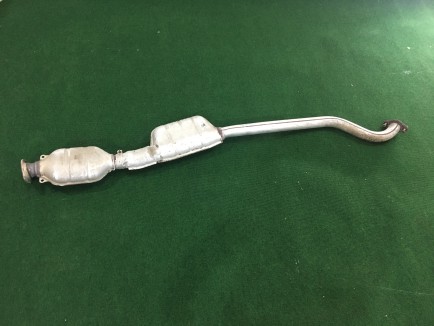 Centre exhaust section SUBARU LANCASTER OEM 44200AE050 44200AE051 BH9 2001 EJ254