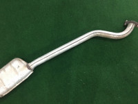 Centre exhaust section SUBARU LANCASTER OEM 44200AE050 44200AE051 BH9 2001 EJ254