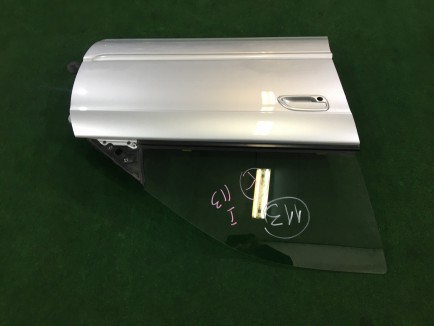 右フロントドア SUBARU LEGACY OEM 60009AE000 60009AE020 60009AE020 BH9 2001 Silver 01G