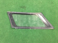 Cristal trasero derecho SUBARU LEGACY OEM 65210AE000NB 65210AE001NB BH9 2001