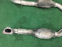ท่อร่วมไอเสีย SUBARU LANCASTER OEM 44101AE050 44101AE040 BHE 2000 EZ30