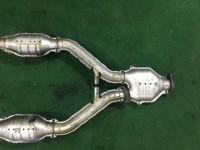 ท่อร่วมไอเสีย SUBARU LANCASTER OEM 44101AE050 44101AE040 BHE 2000 EZ30