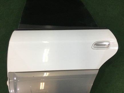 左后门 SUBARU LANCASTER OEM 60400AE430 BHE 2000 white / grey 0U4