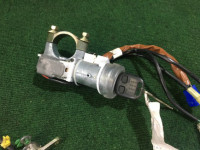 Juego de cerraduras SUBARU LANCASTER OEM 57491AE541 57491AE740 BHE 2000 white / grey 0U4