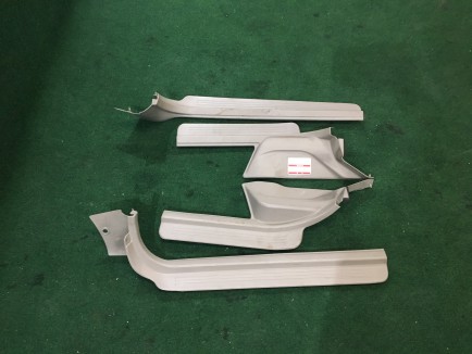 คิ้วชายบันได SUBARU LANCASTER OEM 94060AE000GE 94060AE010GE 94060AE010GE 94061AE010GE BHE 2000 white / grey 0U4