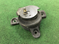 右发动机支座 SUBARU LANCASTER OEM 41022AE100 BHE 2000 EZ30
