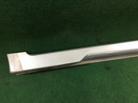 ชายบันไดซ้าย SUBARU LANCASTER OEM 91111AE090LG BHE 2000 white / grey 0U4