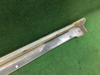 ชายบันไดขวา SUBARU LANCASTER OEM 91111AE080LG BHE 2000 white / grey 0U4