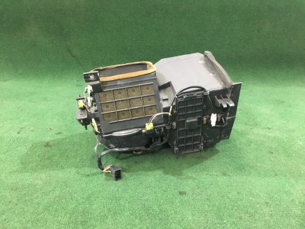 Радиатор кондиционера салона 72210AE111 72210AE112 SUBARU LANCASTER