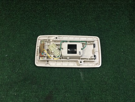 Plafón central SUBARU LANCASTER OEM 84601AE000GF BHE 2000 EZ30
