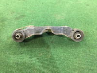 ยางแท่นเฟืองท้าย SUBARU LEGACY B4 OEM 41310AE002 BE5 2001 EJ206