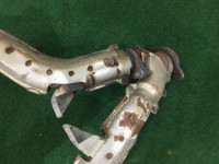 ท่อร่วมไอเสีย SUBARU LEGACY B4 OEM 44102AC090 44102AE030 BE5 2001 EJ206