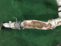 ท่อร่วมไอเสีย SUBARU LEGACY B4 OEM 44102AC090 44102AE030 BE5 2001 EJ206