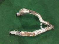 ท่อร่วมไอเสีย SUBARU LEGACY B4 OEM 44102AC090 44102AE030 BE5 2001 EJ206