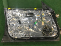Puerta delantera izquierda SUBARU LEGACY B4 OEM 60009AE010 60009AE030 BE5 2001 Black 47A