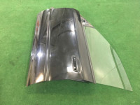 Puerta delantera izquierda SUBARU LEGACY B4 OEM 60009AE010 60009AE030 BE5 2001 Black 47A
