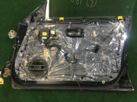Porta dianteira direita SUBARU LEGACY B4 OEM 60009AE000 60009AE020 BE5 2001 Black 47A