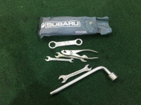 ชุดเครื่องมือ 97010AA020 97010AA010 SUBARU LEGACY B4
