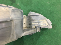 Guarda-pó dianteiro esquerdo SUBARU LEGACY B4 OEM 59110AE010 BE5 2001 Black 47A