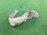 Guarda-pó dianteiro esquerdo SUBARU LEGACY B4 OEM 59110AE010 BE5 2001 Black 47A