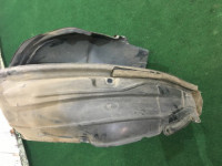 Guarda-pó dianteiro esquerdo SUBARU LEGACY B4 OEM 59110AE010 BE5 2001 Black 47A