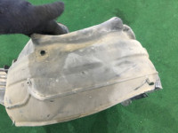 Guarda-pó dianteiro esquerdo SUBARU LEGACY B4 OEM 59110AE010 BE5 2001 Black 47A