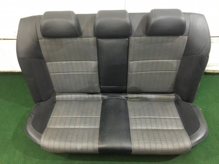 Комплект сидений SUBARU LEGACY B4 OEM 64010AE361ML 64010AE370ML 64230AE040ML 64230AE070ML BE5 2001 Black 47A