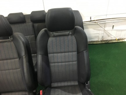 Комплект сидений SUBARU LEGACY B4 OEM 64010AE361ML 64010AE370ML 64230AE040ML 64230AE070ML BE5 2001 Black 47A