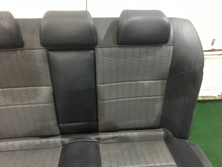 Комплект сидений SUBARU LEGACY B4 OEM 64010AE361ML 64010AE370ML 64230AE040ML 64230AE070ML BE5 2001 Black 47A