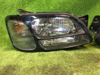 Headlights Ксенон SUBARU LEGACY B4 OEM 84001AE281 84001AE291 BE5 2001