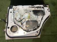 Porta traseira direita SUBARU LEGACY OEM 60409AG0009P 60409AG0019P BP5 2004 white pearl 36J