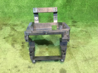 Soporte de la radio 66204AG000 SUBARU LEGACY