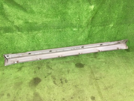 ชายบันไดขวา SUBARU LEGACY OEM 96051AG000WZ BP5 2004 white pearl 36J