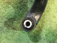 ปีกนกหน้าขวา SUBARU LEGACY OEM 20202AG001 20202AG080 BP5 2004 EJ204