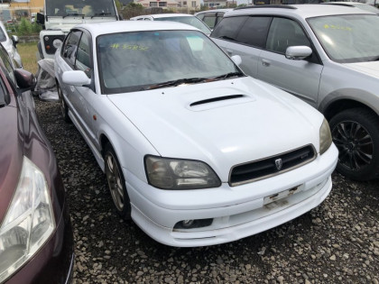 SUBARU LEGACY BE5 2000