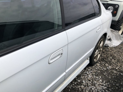 SUBARU LEGACY BE5 2000