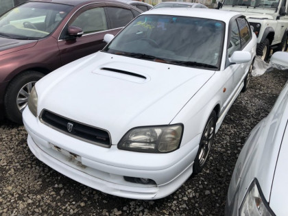 SUBARU LEGACY BE5 2000