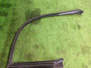 Уплотнитель дверей правый SUBARU LEGACY B4 OEM 63521AE000 BE5 2001 серый 01G
