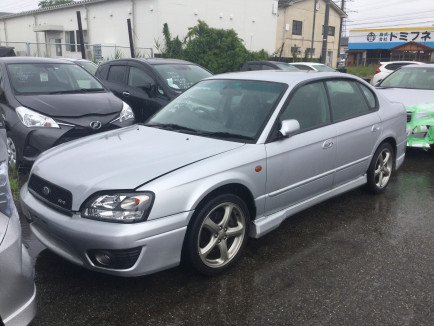 SUBARU LEGACY B4 2001