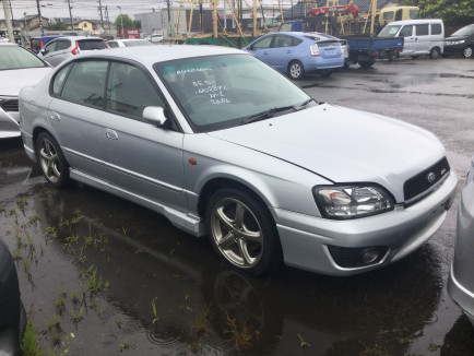 SUBARU LEGACY B4 BE9 2001