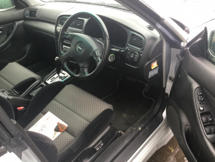 SUBARU LEGACY B4 BE9 2001