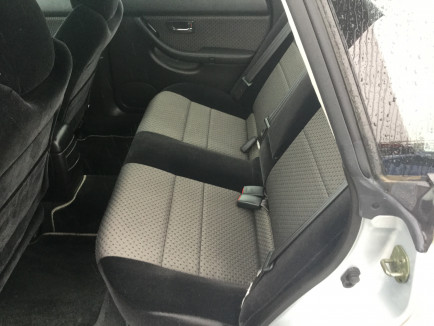 SUBARU LEGACY B4 BE9 2001