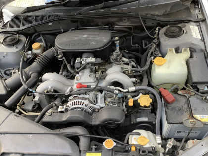 SUBARU LEGACY BE9 2001