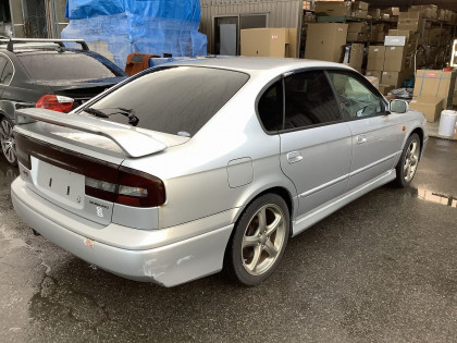 SUBARU LEGACY BE9 2001