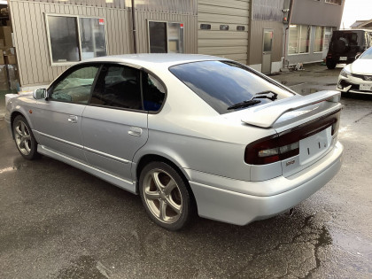 SUBARU LEGACY BE9 2001