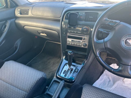 SUBARU LEGACY BE9 2001