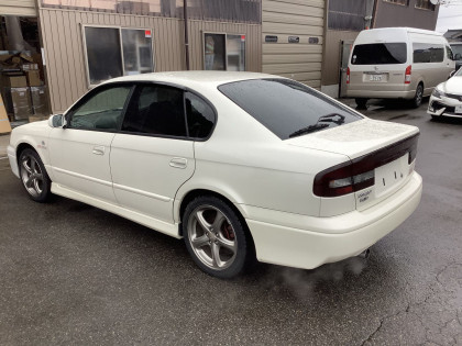 SUBARU LEGACY BEE 2002